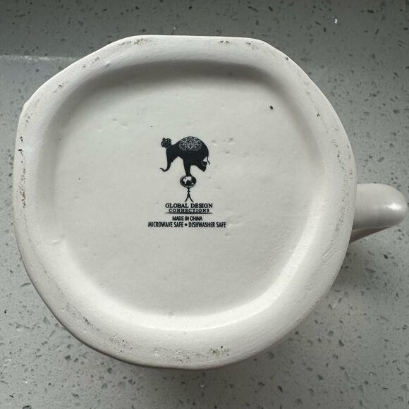 Spooky Season Ceramic Halloween RIP Tombstone With Ghost Topper Mug - Picture 3 of 3